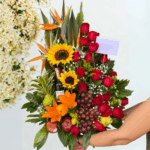 Arreglo Floral con Frutas Especial