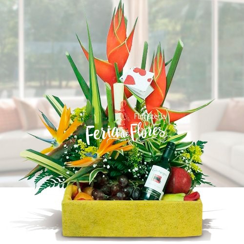 FL071 Arreglo Floral con Frutas Platonia5