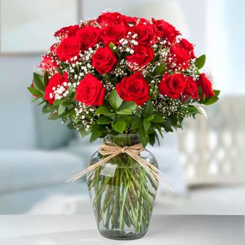 Jarrón con 24 Rosas 🌹✨ | Elegancia Clásica para Sorprender