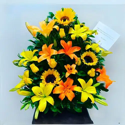 ✨ Arreglo Floral Tropical 🌼