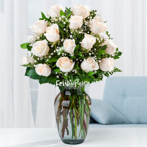 Jarron con 24 Rosas Blancas